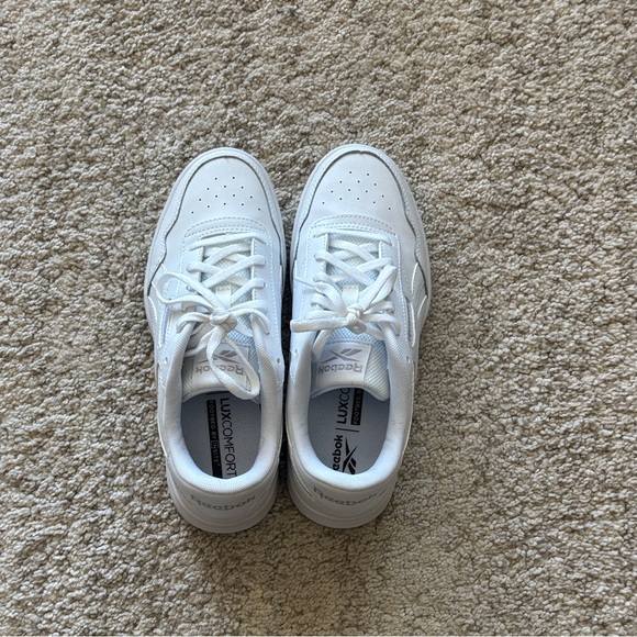 New Never Worn Reebok Court Advance Womens Sneakers - Picture 5 of 5